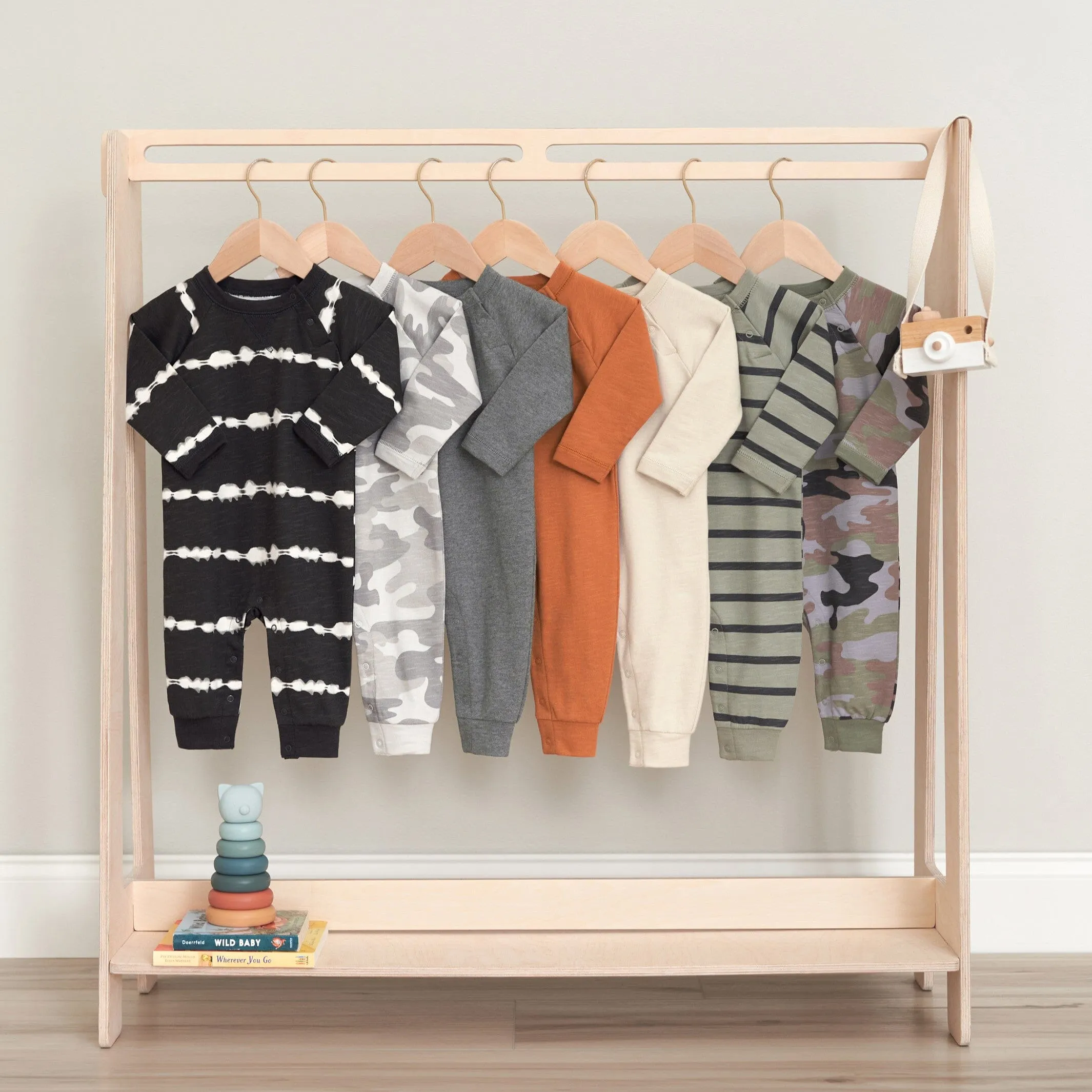 2-Pack Baby Boys Dark Gray Tie Dye & Blue Raglan Sleeve Romper Gerber Childrenswea
