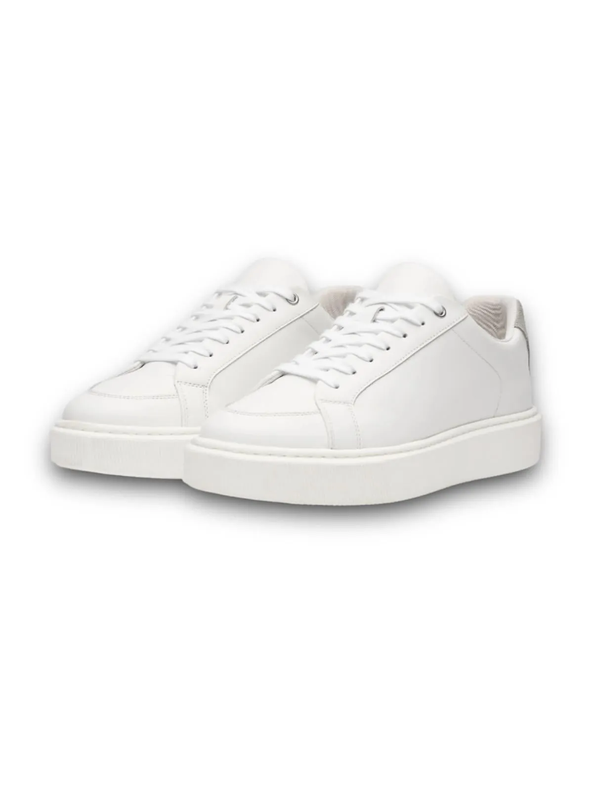 Capo Essential Trainer White