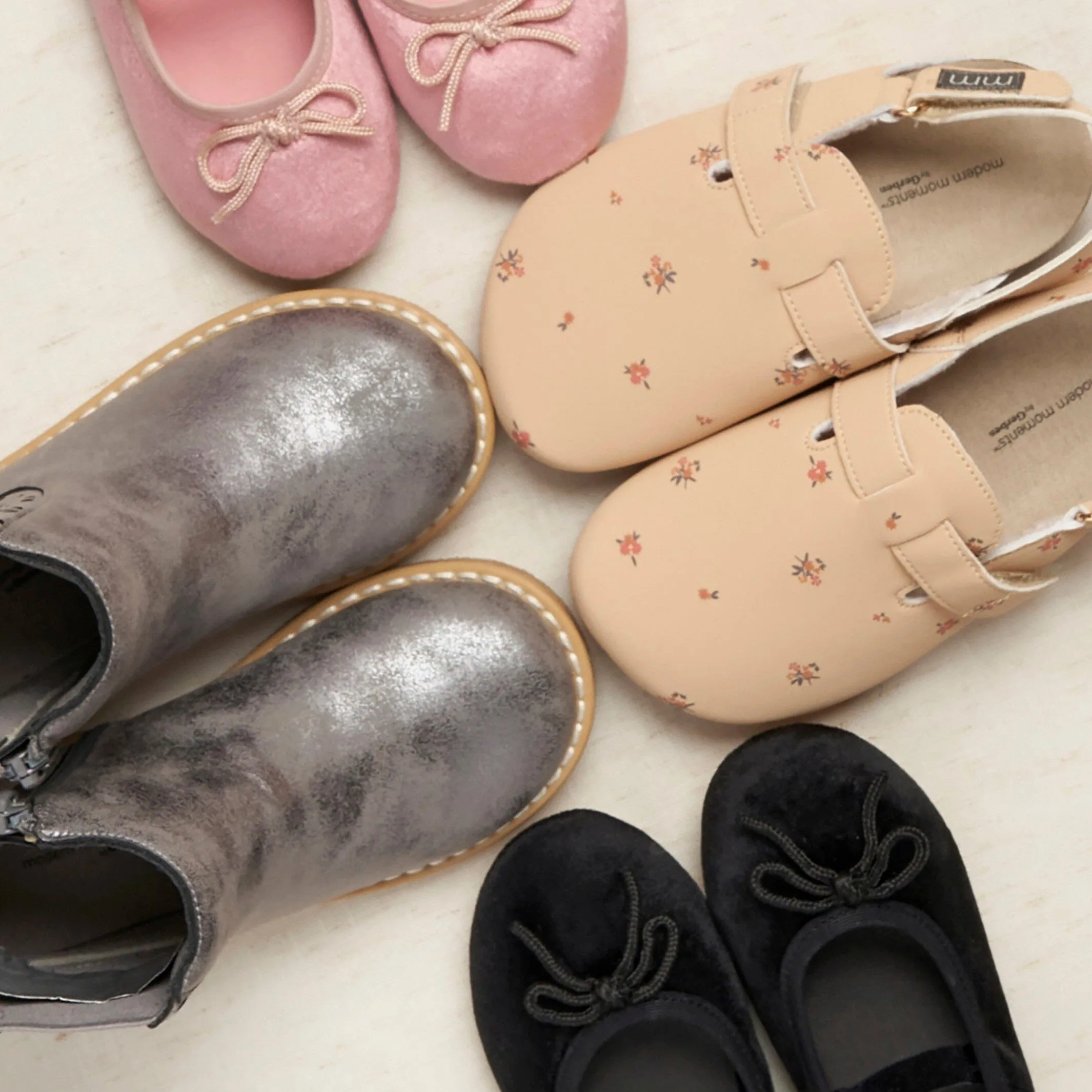 Infant & Toddler Girls Metallic Dark Grey Chelsea Boot Gerber Childrenswea