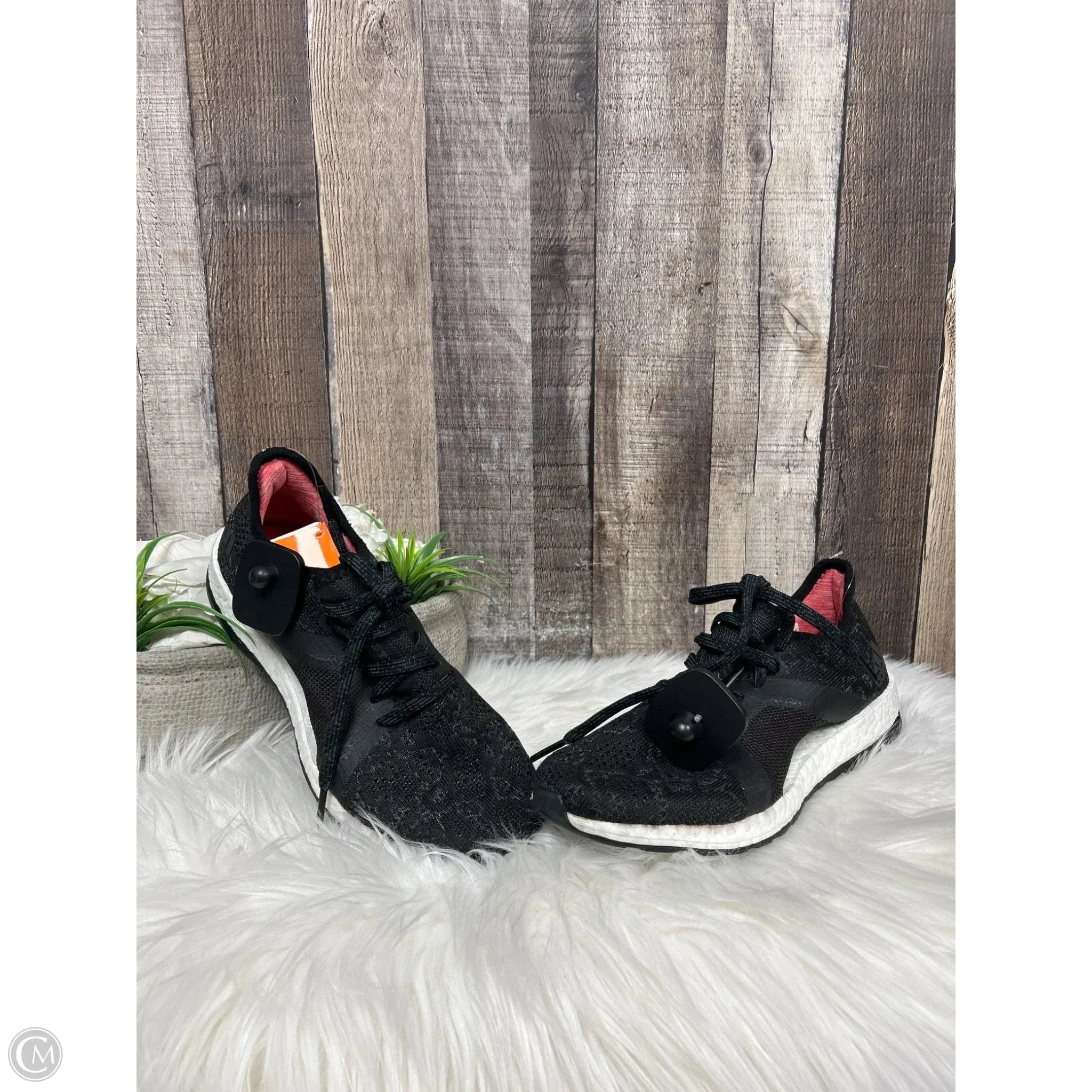 Shoes Athletic By Adidas In Black & White, Size: 6.5