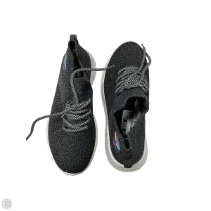 Shoes Athletic By Clothes Mentor In Grey, Size: 7