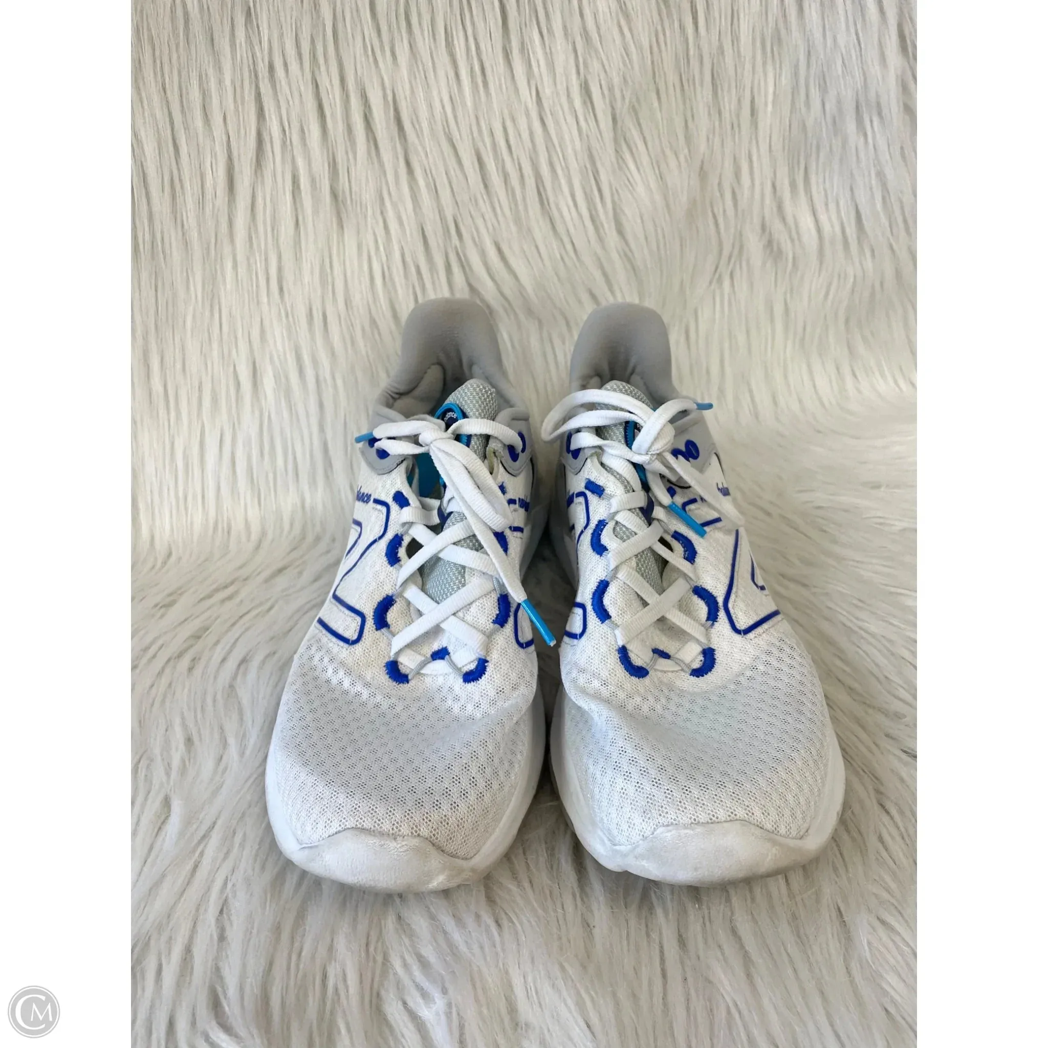 Shoes Athletic By New Balance In Blue & White, Size: 9.5
