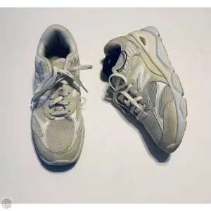 Shoes Athletic By New Balance In Cream, Size: 9.5