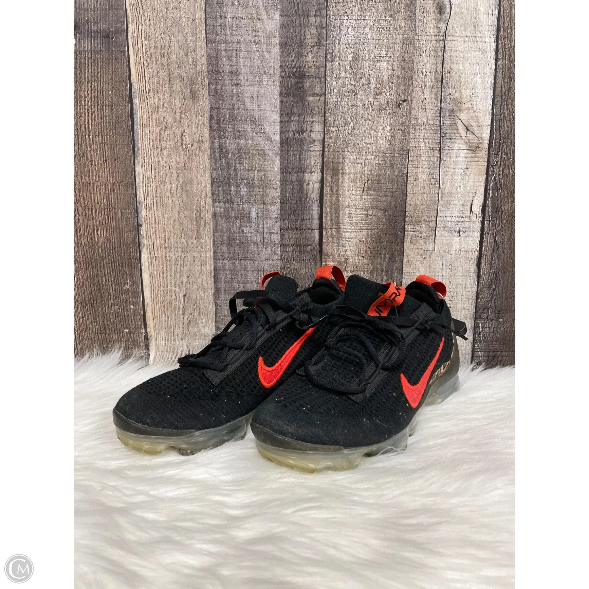 Shoes Athletic By Nike In Black, Size: 7