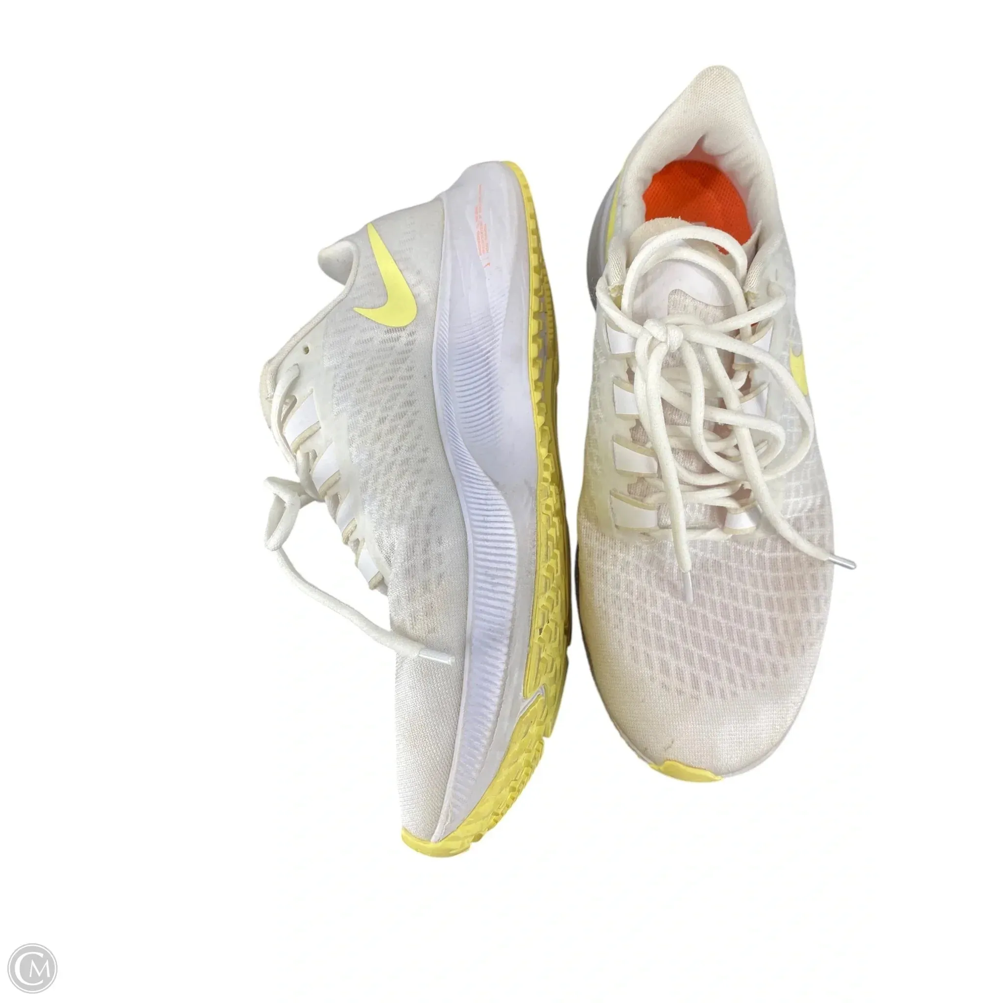Shoes Athletic By Nike In White, Size: 9.5