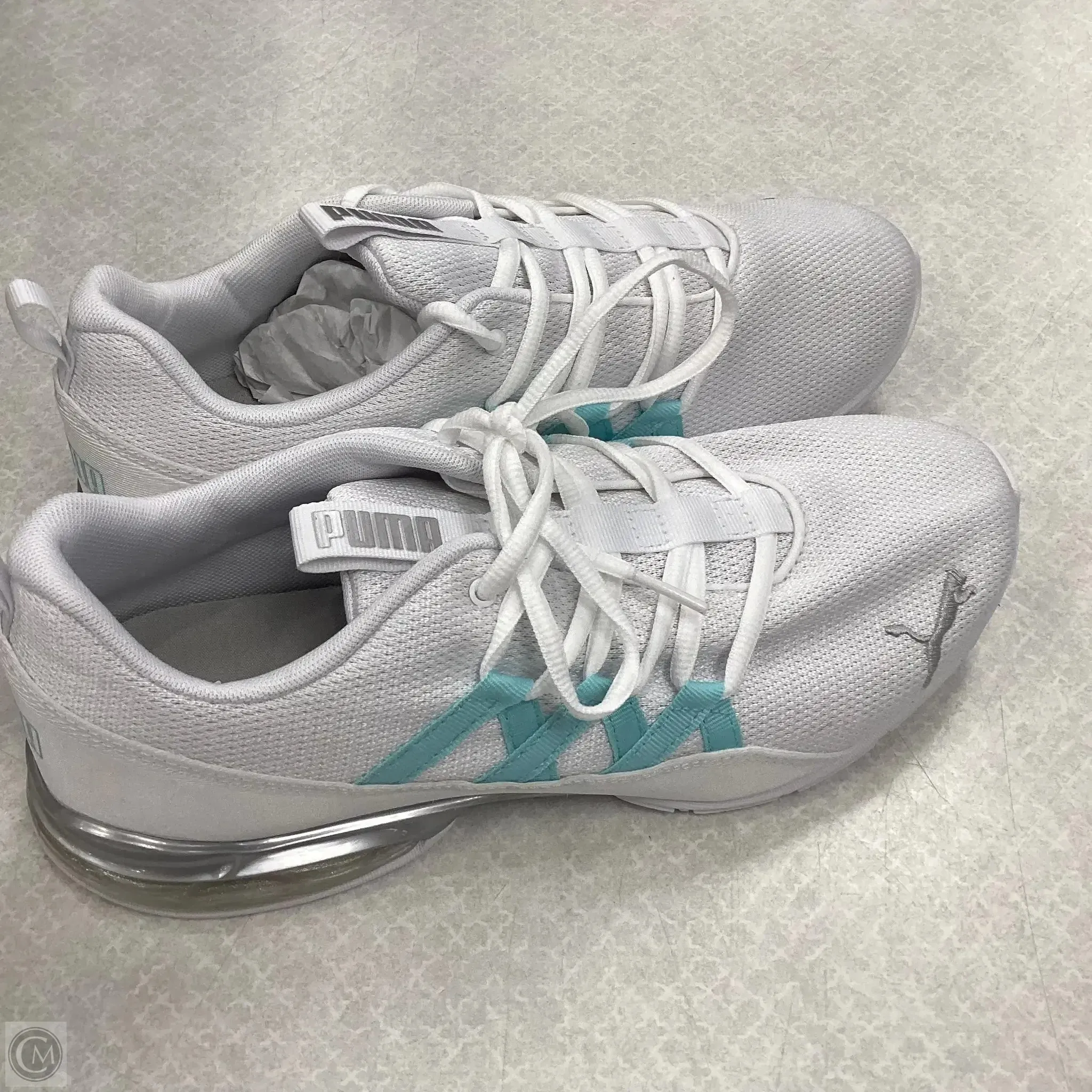 Shoes Athletic By Puma In White, Size: 9.5