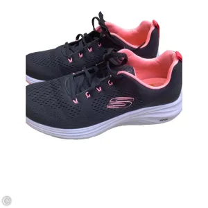 Shoes Athletic By Skechers In Black & Pink, Size: 9.5