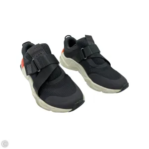 Shoes Athletic By Sorel In Grey, Size: 8.5