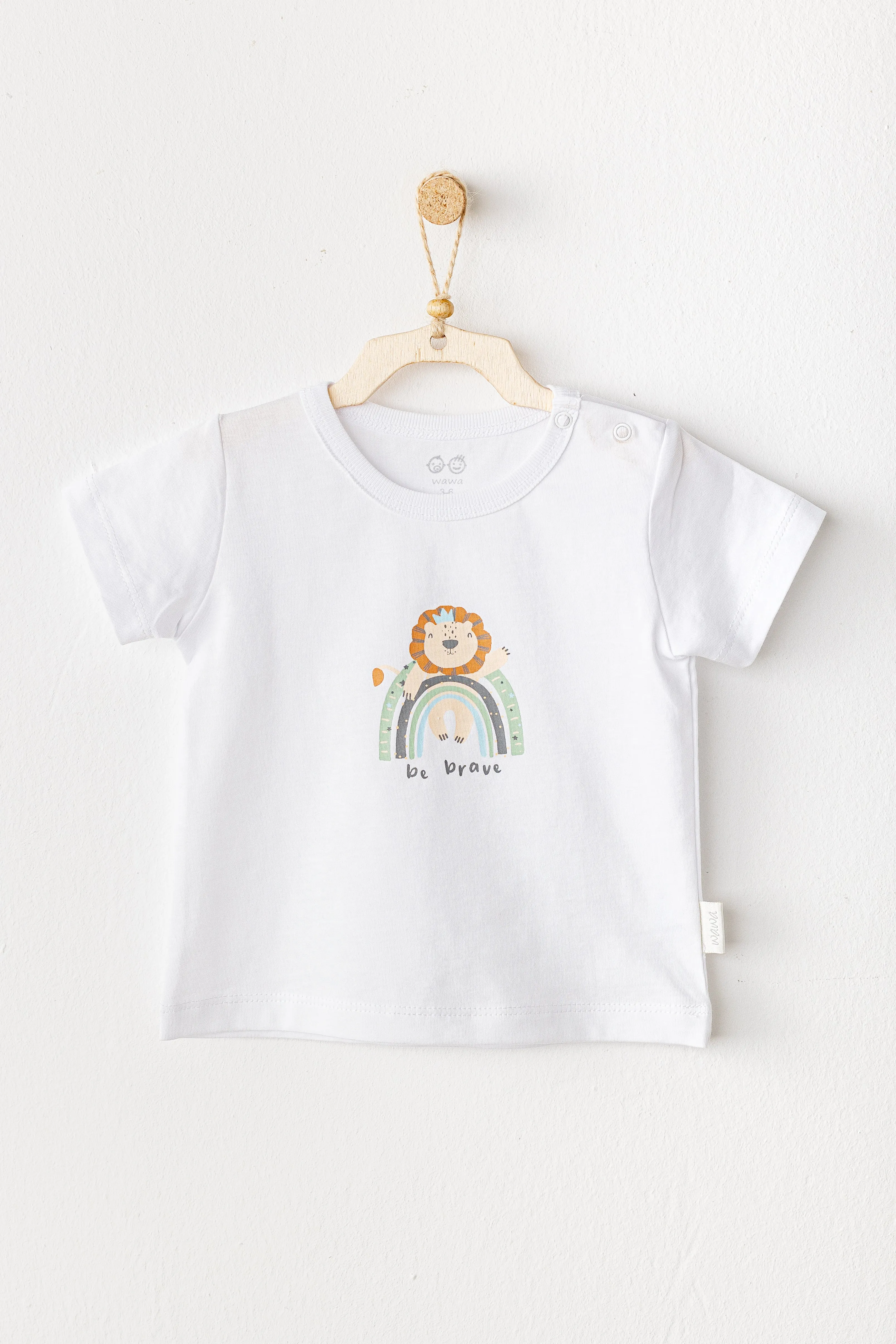 White Casual Brave Lion T-Shirt